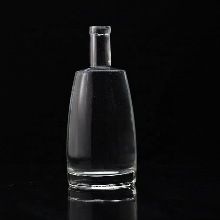 High Quality 1 Liter Liquor Glass Bottle 750ml Glass Liquor Bottle Supplier