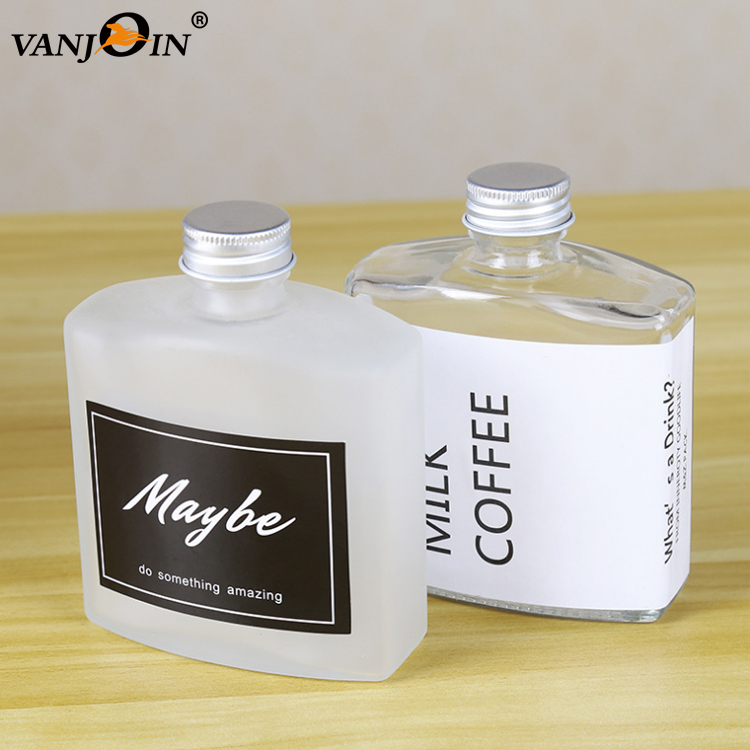 High Quality 10oz 300ml Hip Flask Beverage Liquor Cold Brew Tea Coffee Glass Bottle With Screw Lids