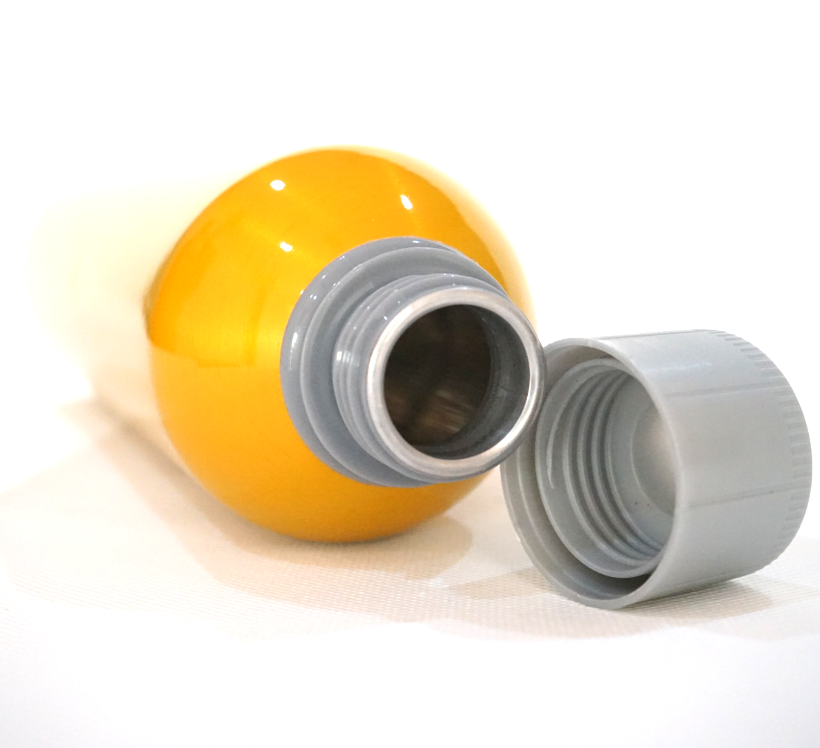 High Quality 1250ml With Aluminum Cover Essential Oil Bottle Packaging Can Be Customized