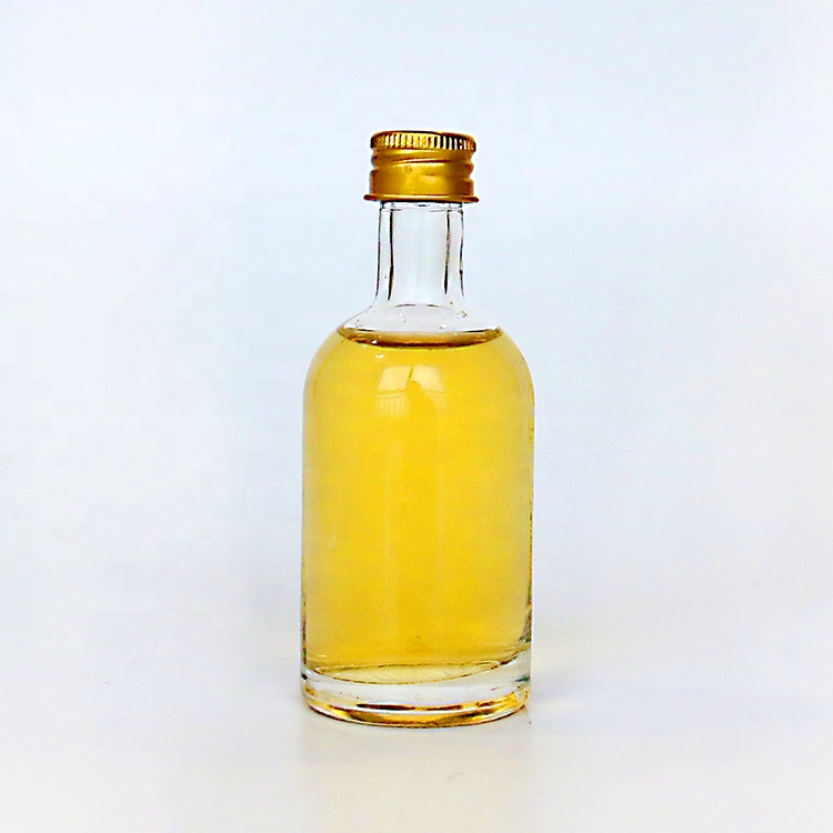 High Quality 250ml 300ml Flat Flask 8oz 10oz Syrup Glass Bottle With Glossy Silver Cap For Rum Whiskey Spirits