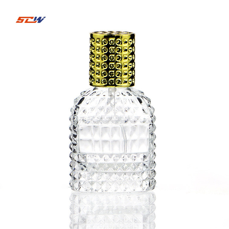 High Quality 30ml 50ml Refillable Perfume Bottles Glass Empty Spray Bottle Wedding Gifts Car