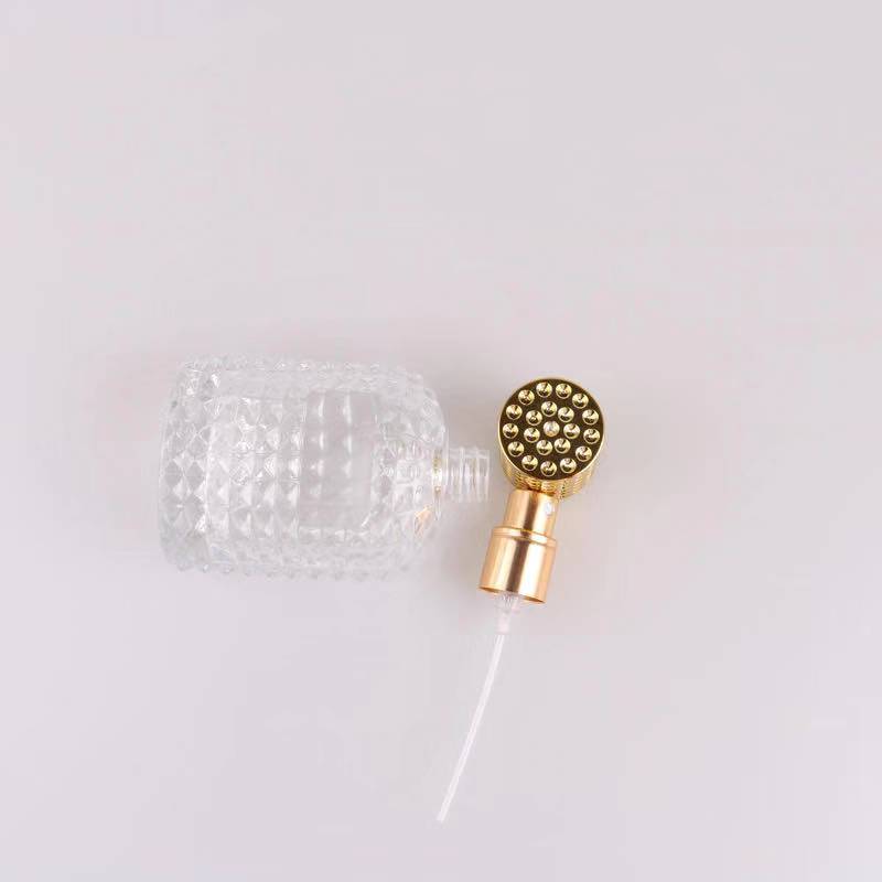 High Quality 30ml 50ml Refillable Perfume Bottles Glass Empty Spray Bottle Wedding Gifts Car