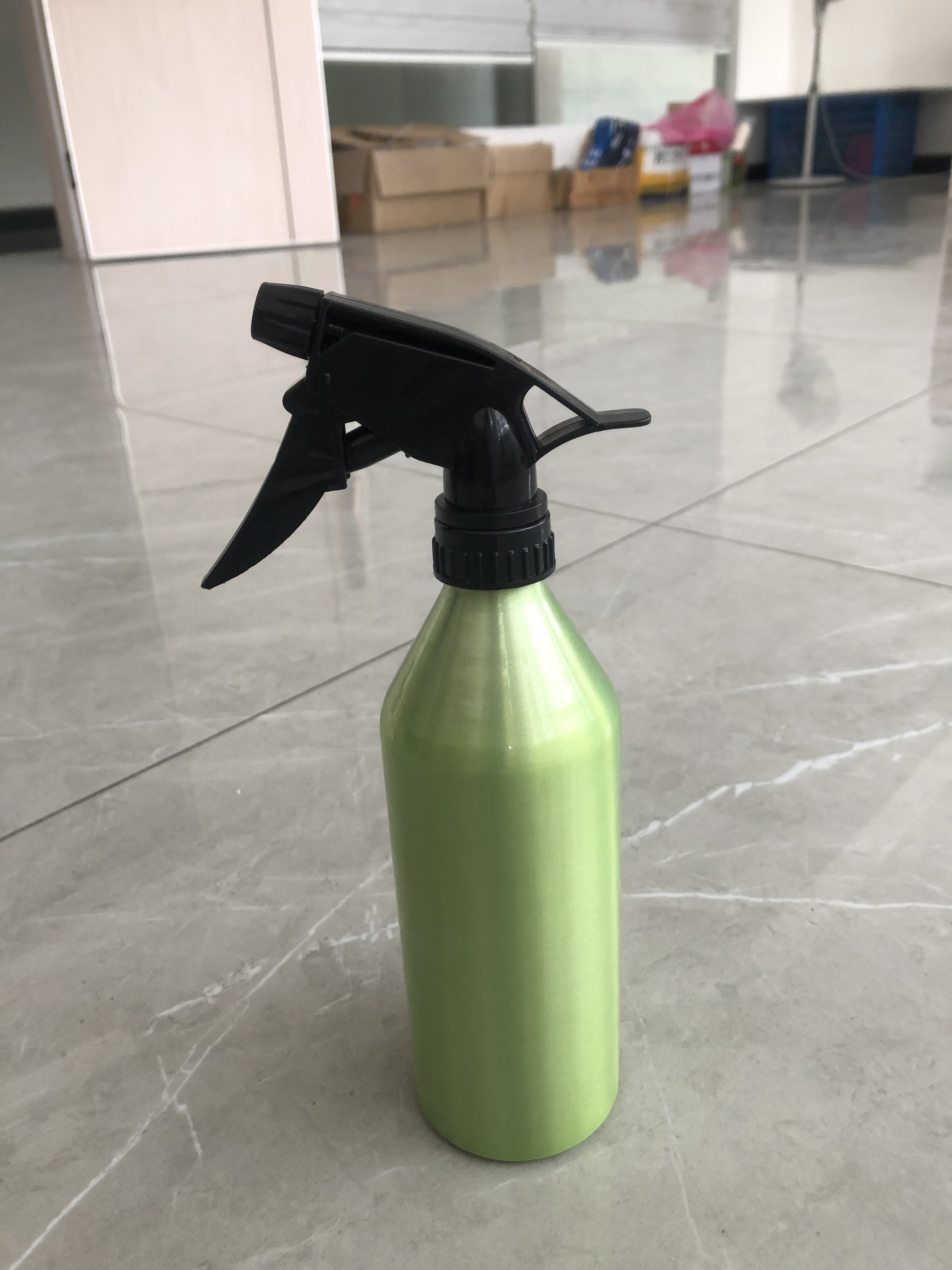 High Quality 350ML Aluminum Sprayer Bottle Water Bottle with pump
