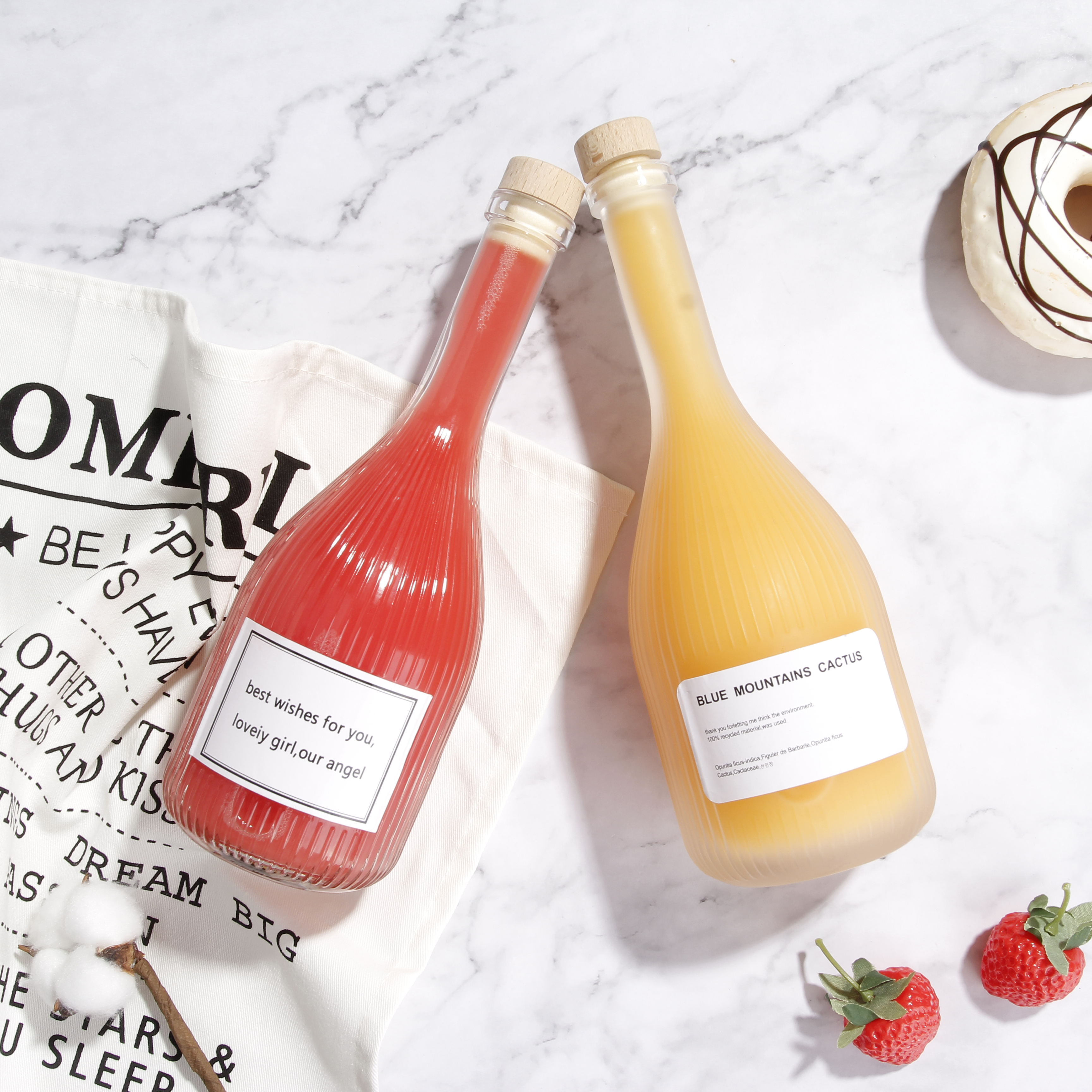 High Quality 500ml Long Neck Wine Beverage Glass Frosted Bottle With Cork Lids