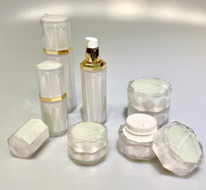 High Quality 50g goods in Stock Skincare Cream Jar Cosmetic Containers Empty Acrylic jar