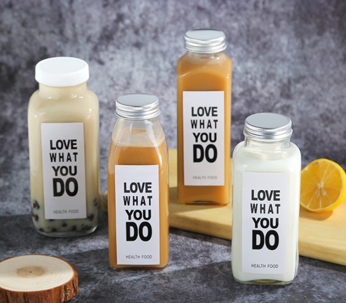 High Quality 60ml 250 ml 500 ml 1000ml French Square Glass Beverage Juice Bottles With Plastic Cap Aluminium Cap