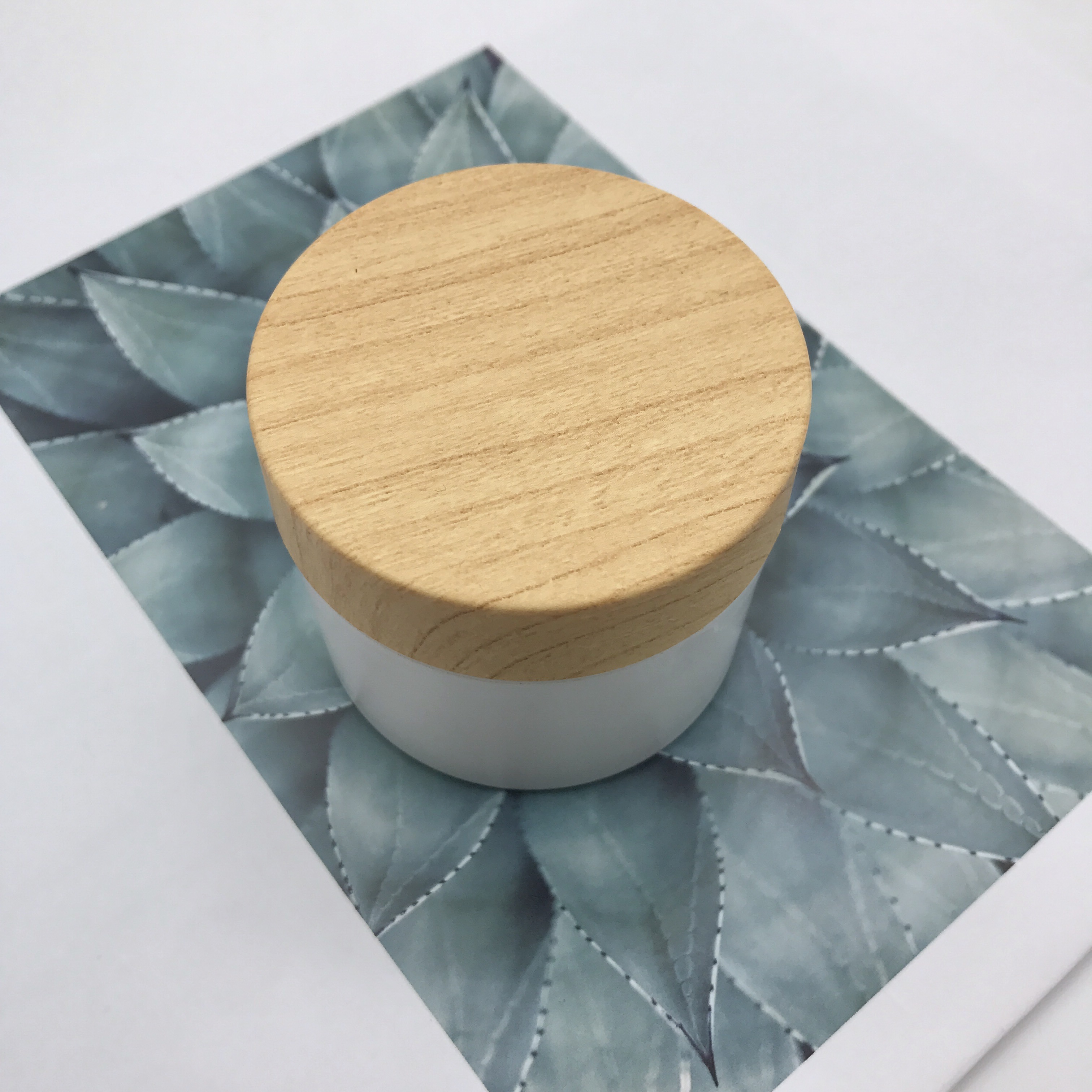 High Quality 80g White PP Plastic Cosmetic Face Cream Jar With Bamboo Cap