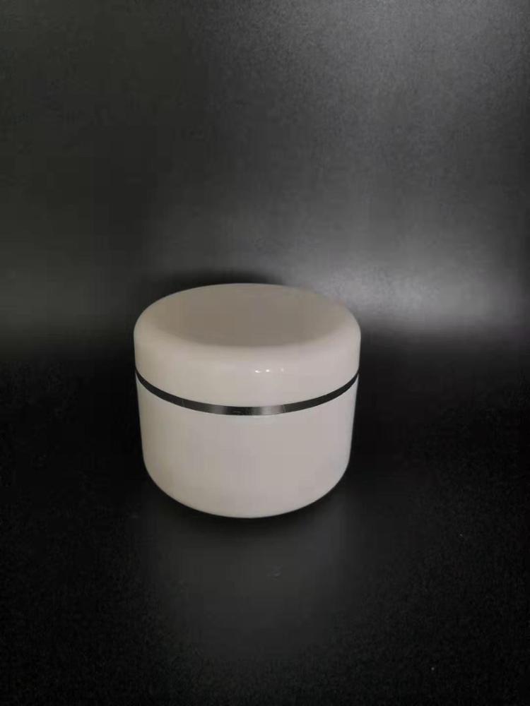 High Quality Cosmetic Plastic PP White Cream Jar with Silver edge Lid