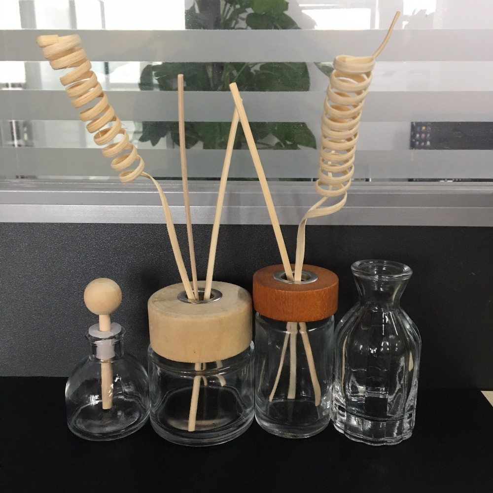 High Quality Cube Shape Glass Reed Aroma Diffuser Bottles with Lid Wholesale