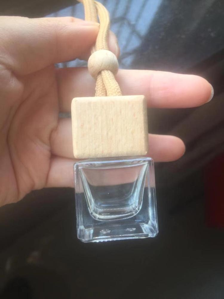 High Quality Diffuser Auto Decoration Wooden Lid Cotton Rope Car Perfume Glass Square Hang Diffuser Bottle