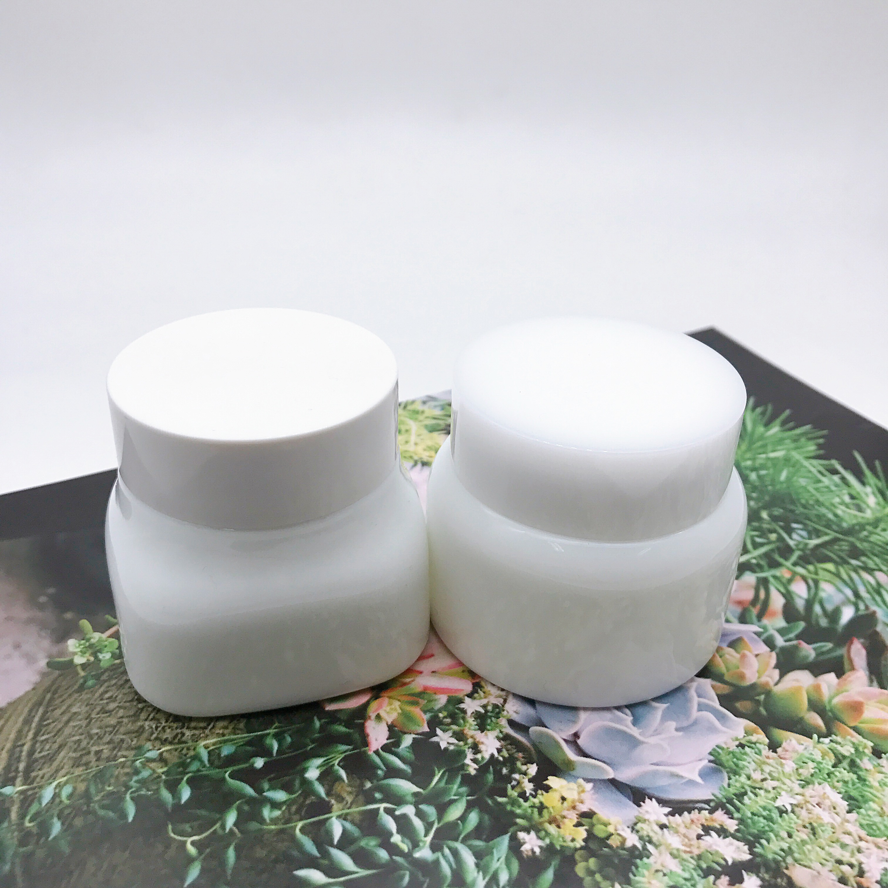 High Quality Empty  White Square Glass Cosmetics Cream Jar 50g