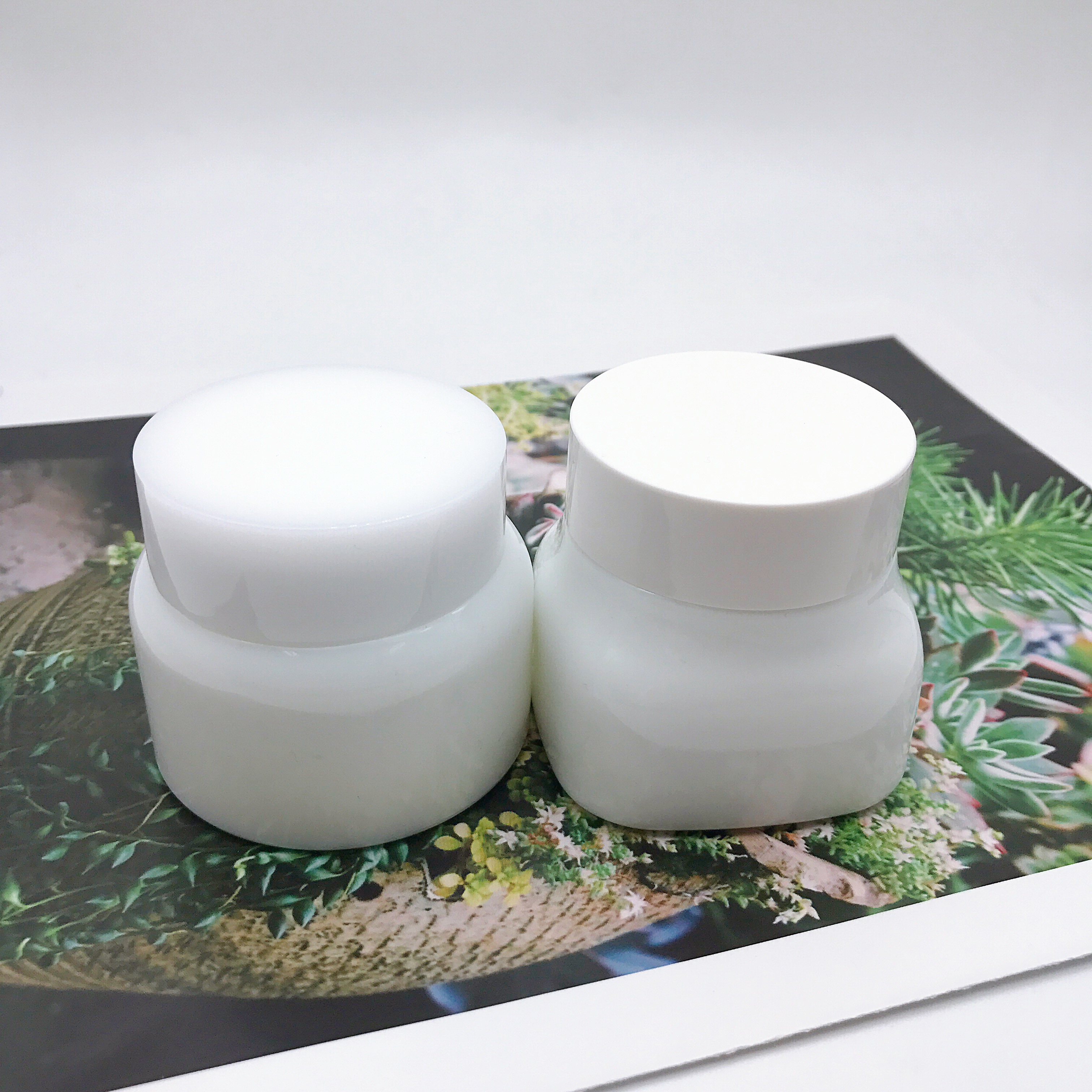 High Quality Empty White Square Glass Cosmetics Cream Jar 50g