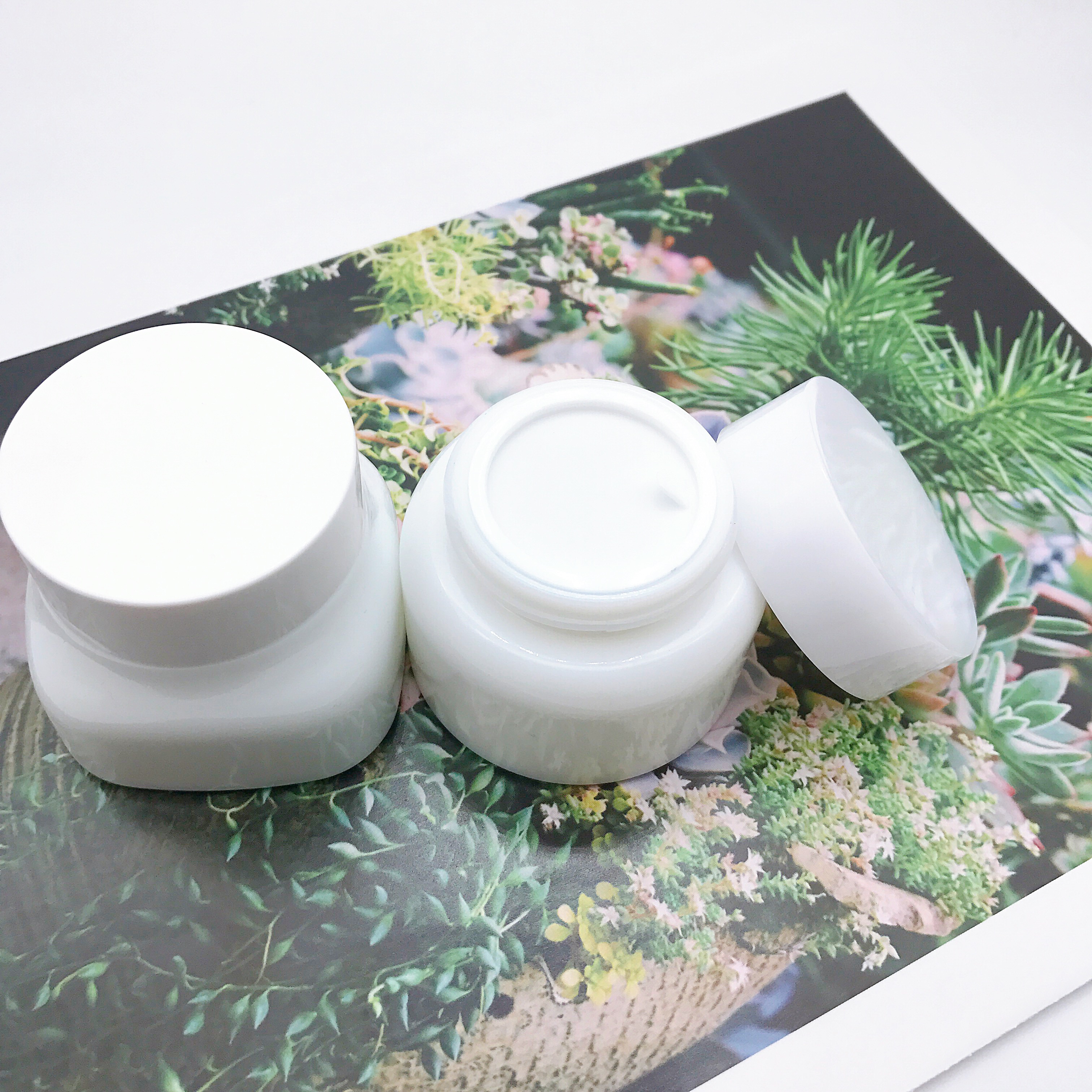 High Quality Empty White Square Glass Cosmetics Cream Jar 50g