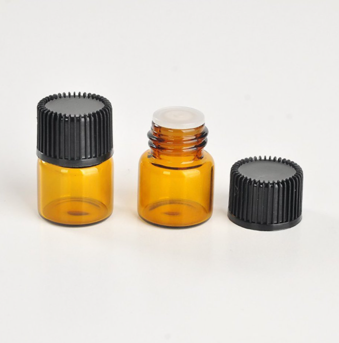 High Quality Essential Oil Bottles,1ml Mini Sample bottle Amber Glass Vials