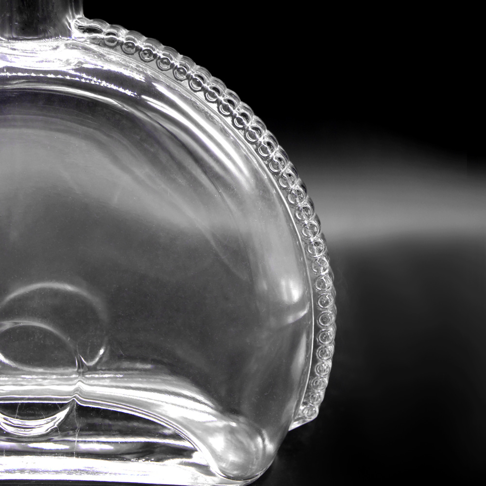 High Quality Flat Round Flint Clear 50cl Glass Brandy Vodka Liquor Whisky Bottle