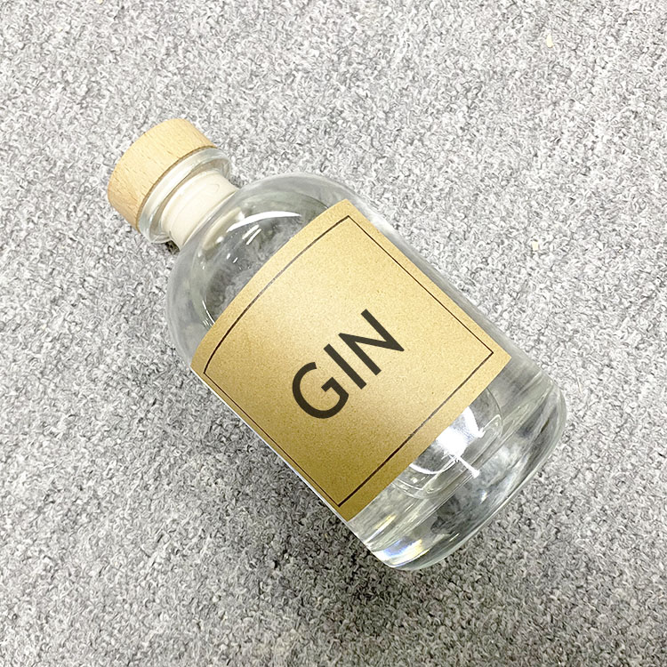 High Quality Frosted 250ml 375ml 500ml 8oz 12oz 16oz Gin Glass Bottle With Wood Cork Stopper