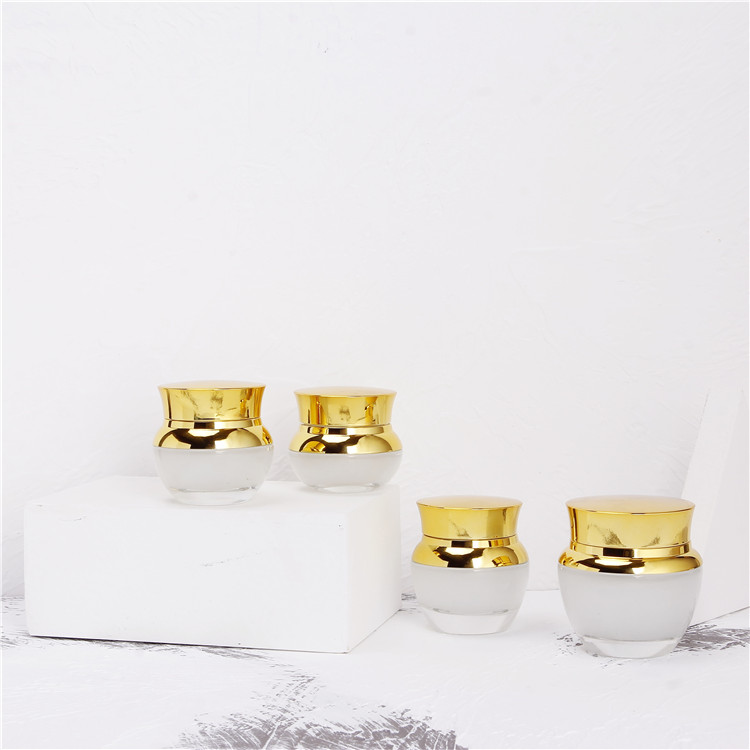 High Quality Glass Bottle Glass Jar Set With Gold Lid For Cosmetic