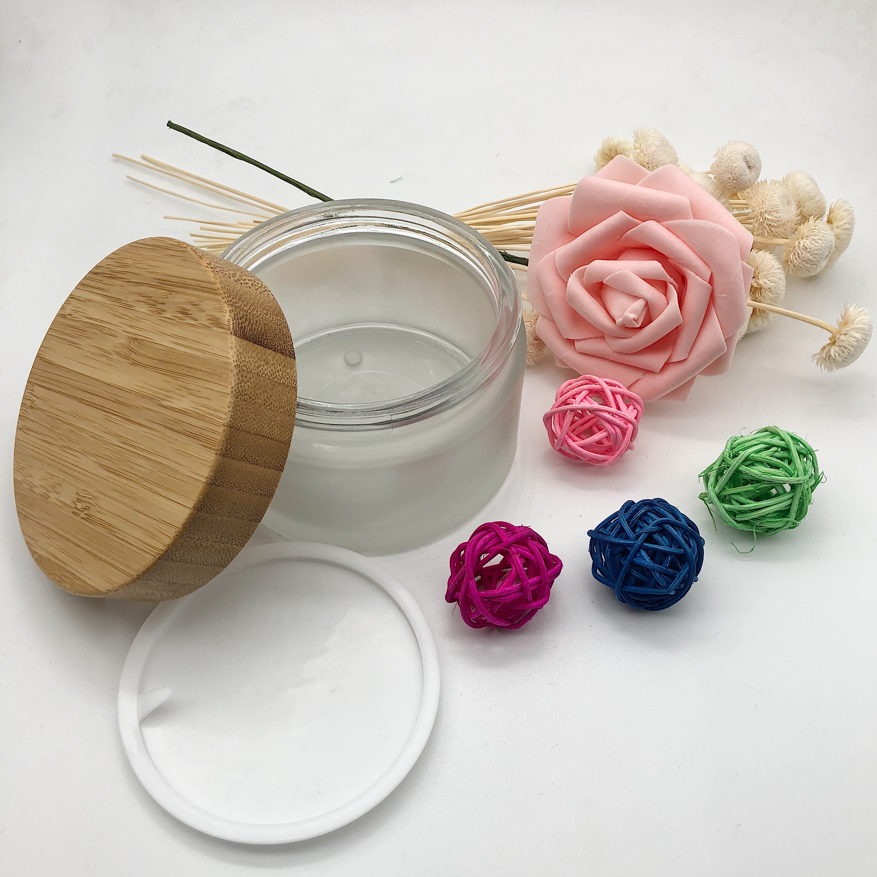 High Quality Glass Jar with Bamboo Cap 50g 100g 200g Cream Jar Clear and Frosted Glass Cream Jar