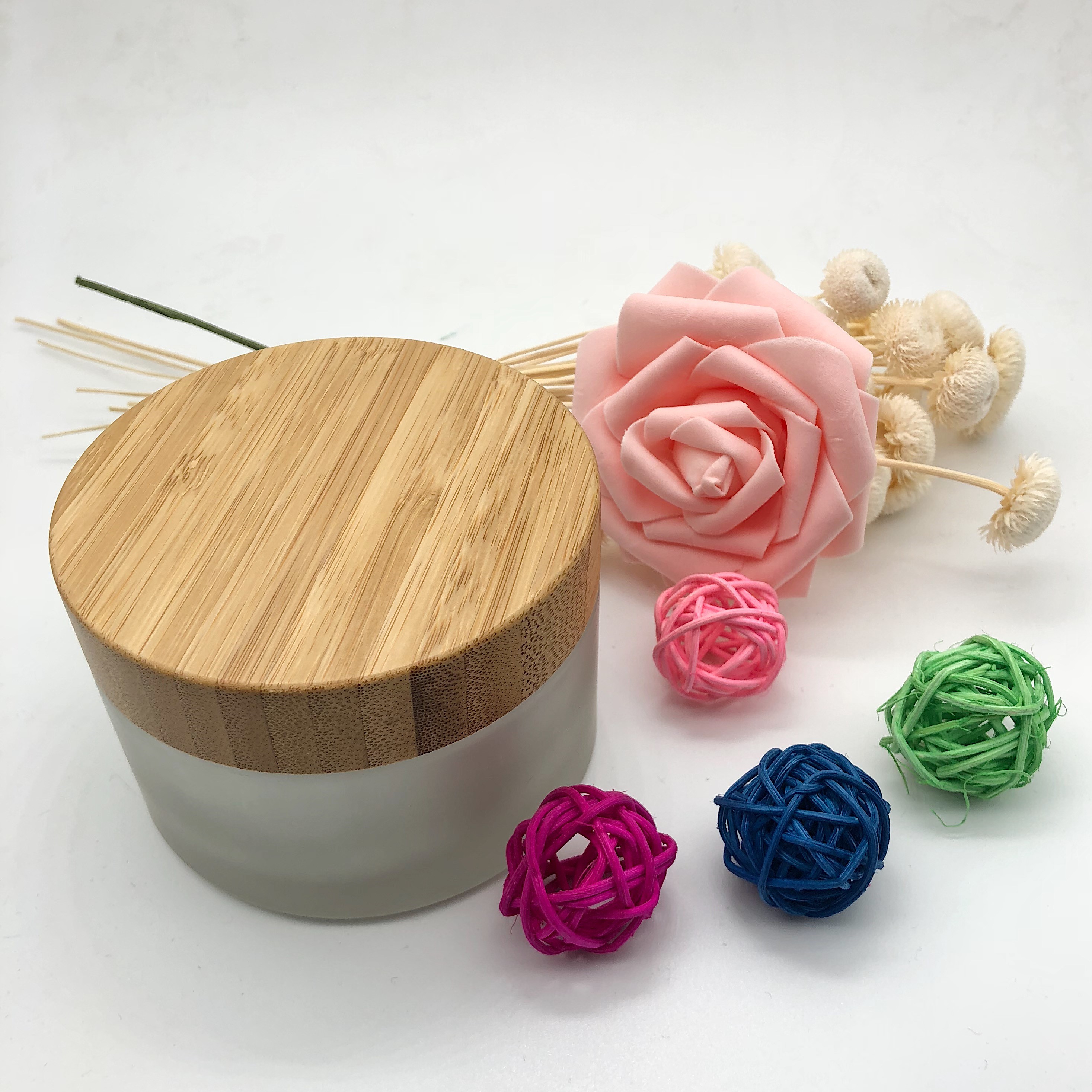 High Quality Glass Jar with Bamboo Cap 50g 100g 200g Cream Jar Clear and Frosted Glass Cream Jar