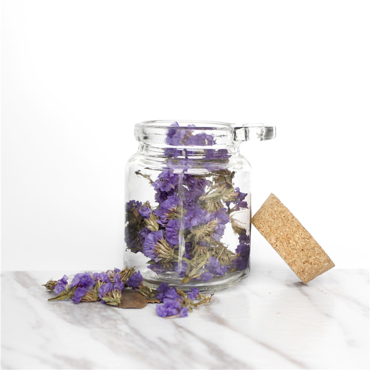 High Quality Round Glass Jar With Wooden Stopper and Spoon