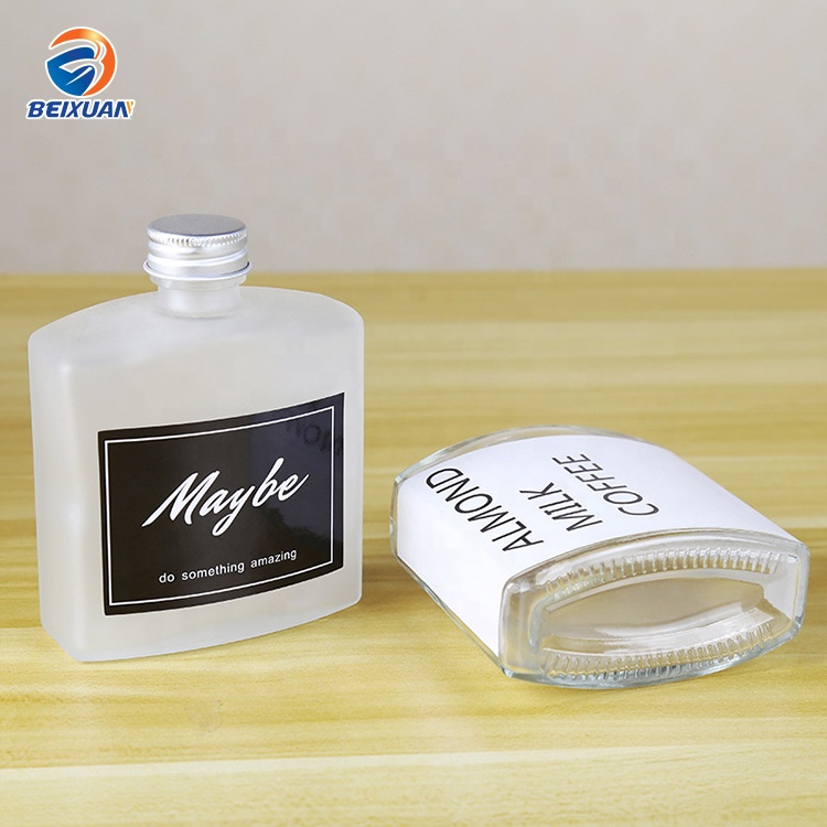 High Quality Wholesale 200ml Mini Beverage Packing Wine Flat Glass Bottle with Aluminium Lid for Whisky Vodka