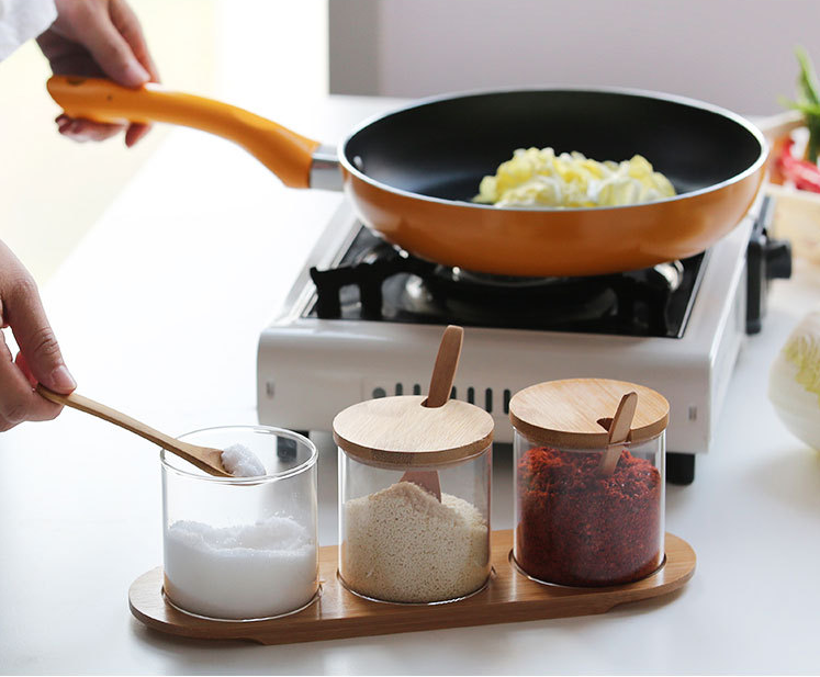 High borosilicate seasoning storage glass jar for kitchen