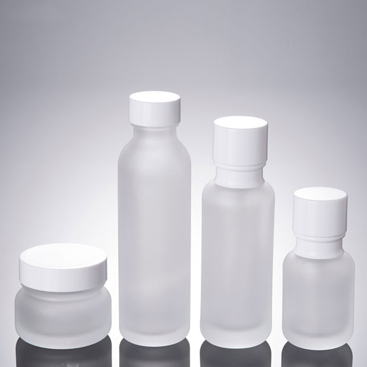 High-end acrylic bottle customized essence cosmetic bottle glass water emulsion sub-bottling set press customization
