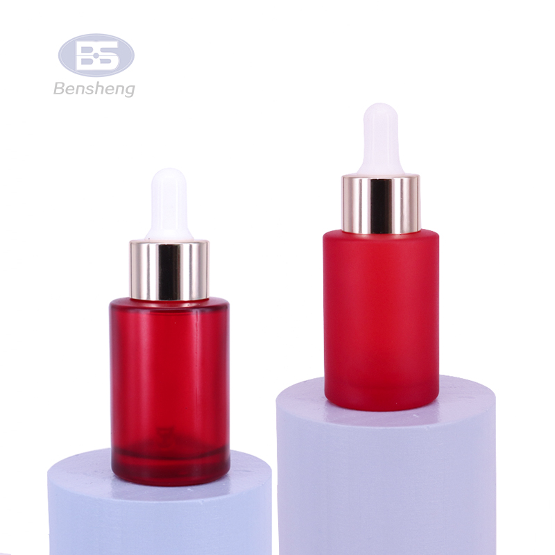 High end cosmetic Face Serum Essence Oil packaging empty flat shoulder red glass bottle 30 ml