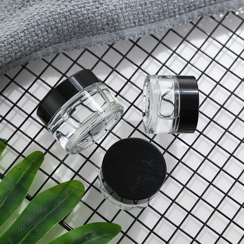 High end small 15g 20g 30g frosted matte clear cosmetic facial cream lotion cream glass jar matte silver lid