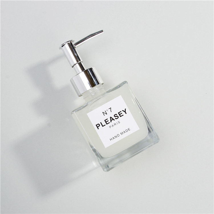 High end square glass bottle delicate shower gel glass bottle fashionable style CE approved glass bottle