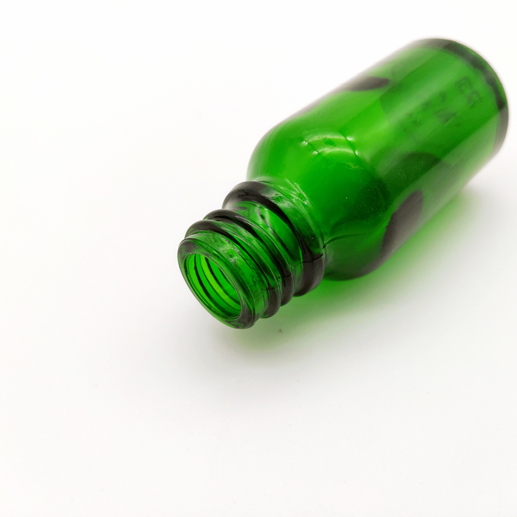 High quality 15ml essential oil glass bottle with dropper