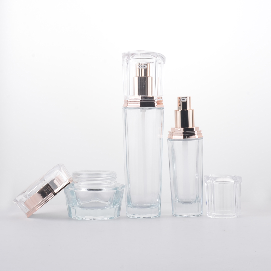 High quality 30g 50g 40ml 90ml 110ml Square Lotion Empty Serum Glass Bottle For Skin Care