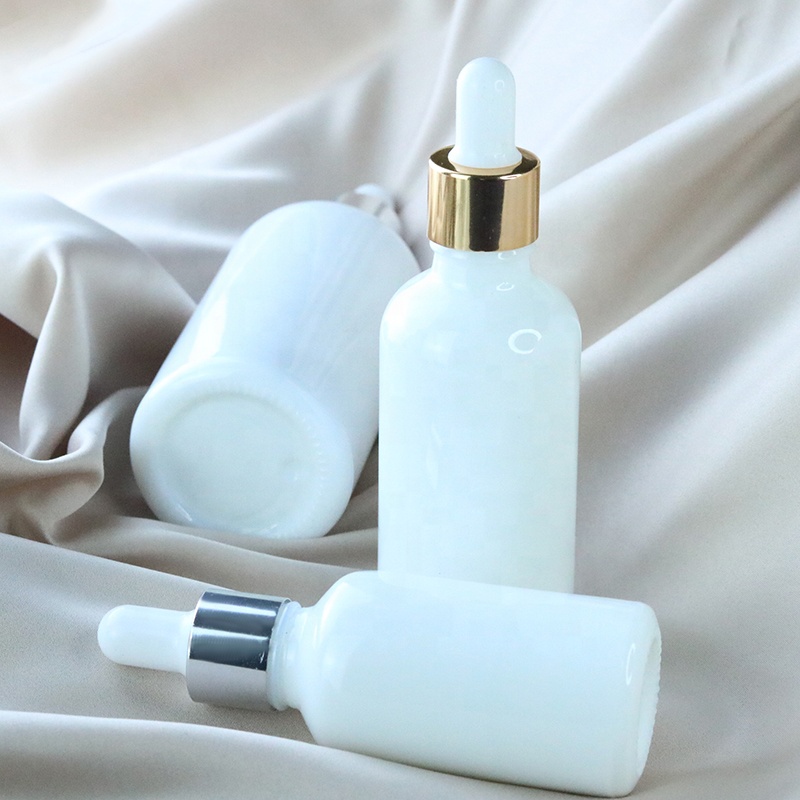 High quality 5ml 10ml 15ml 20ml 30ml 50ml porcelain white glass dropper bottle for essential oil (GRW12)