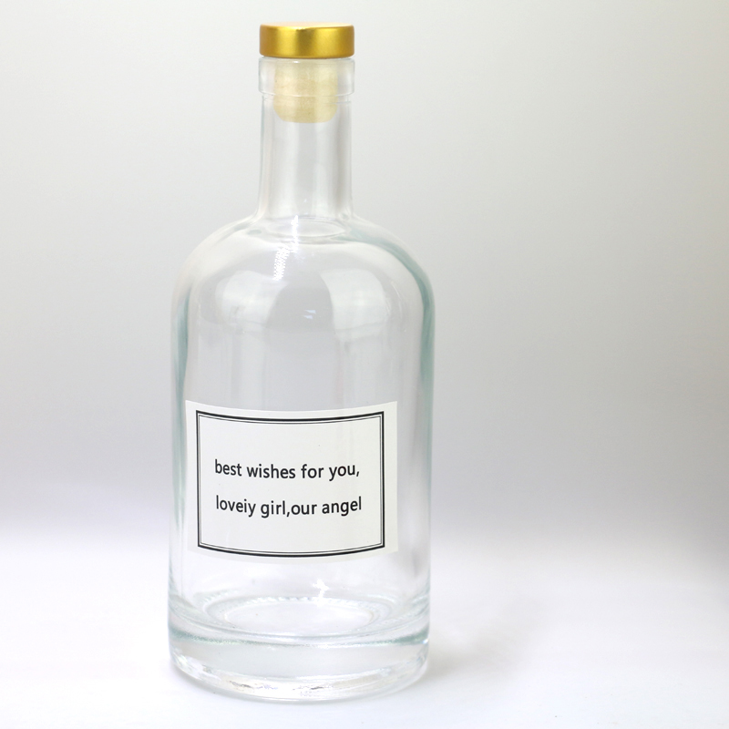 High quality 750 ml hard alcohol glass empty bottle with stopper