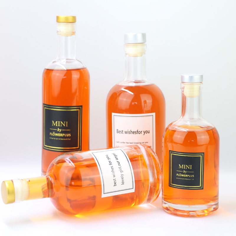 High quality 750 ml hard alcohol glass empty bottle with stopper