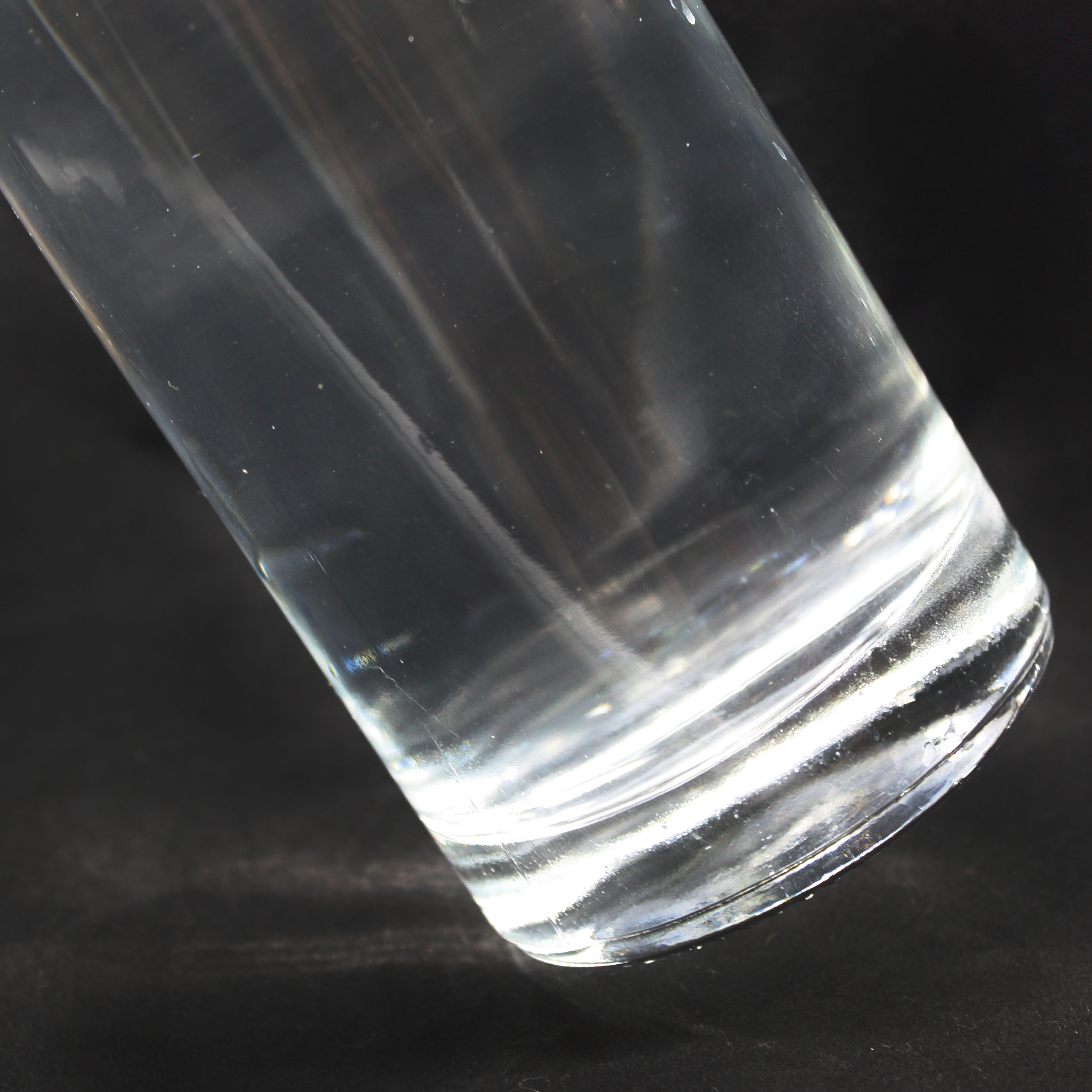 High quality 750ml glass bottle vodka bottle