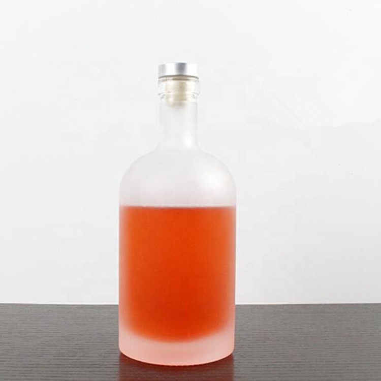High quality fancy empty super white glass vodka bottle 500ml