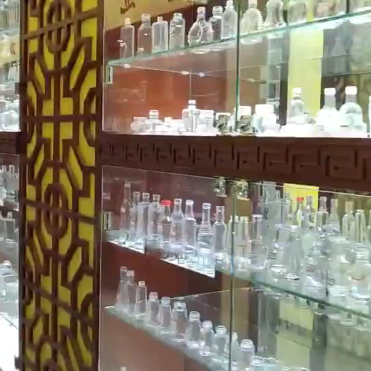 High quality liquor glass bottles 750ml whiskey glass bottle