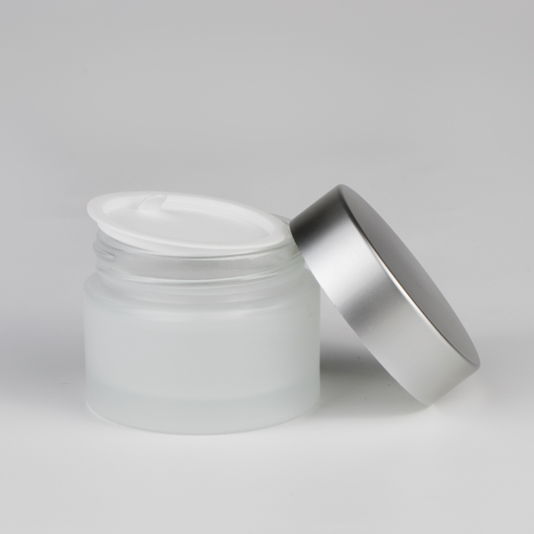 High quality lotion container 15 ml 20 ml 30 ml 50 ml 100 ml round clear frosted glass cosmetic cream jar with silver lid