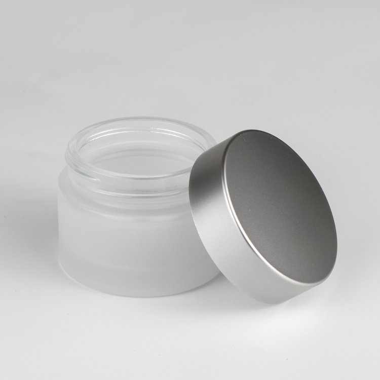 High quality lotion container 15 ml 20 ml 30 ml 50 ml 100 ml round clear frosted glass cosmetic cream jar with silver lid