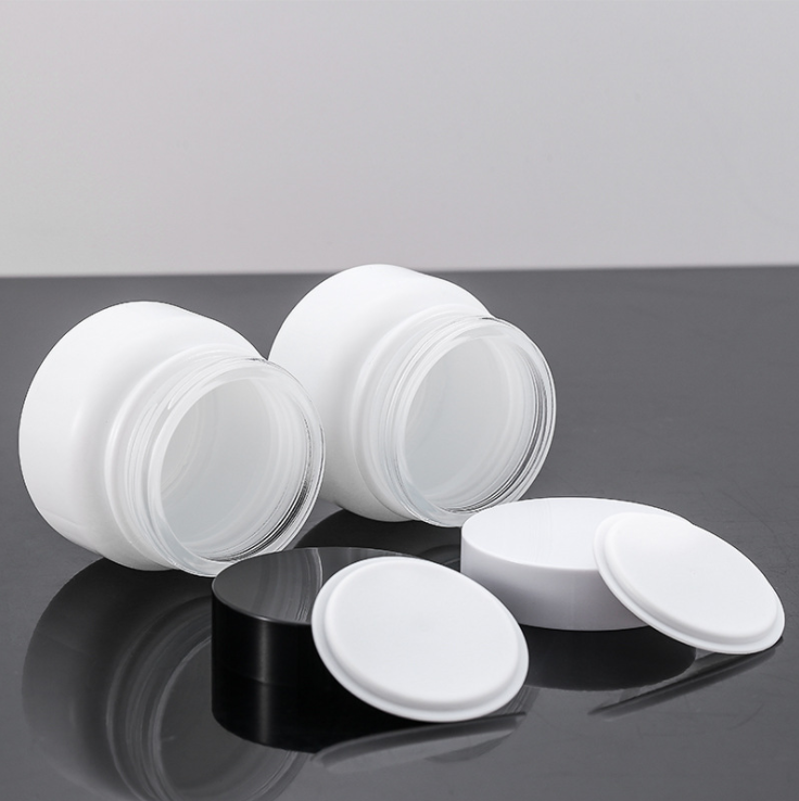 High quality luxury 50g white thick glass facial cream jar cosmetic traval can in stock