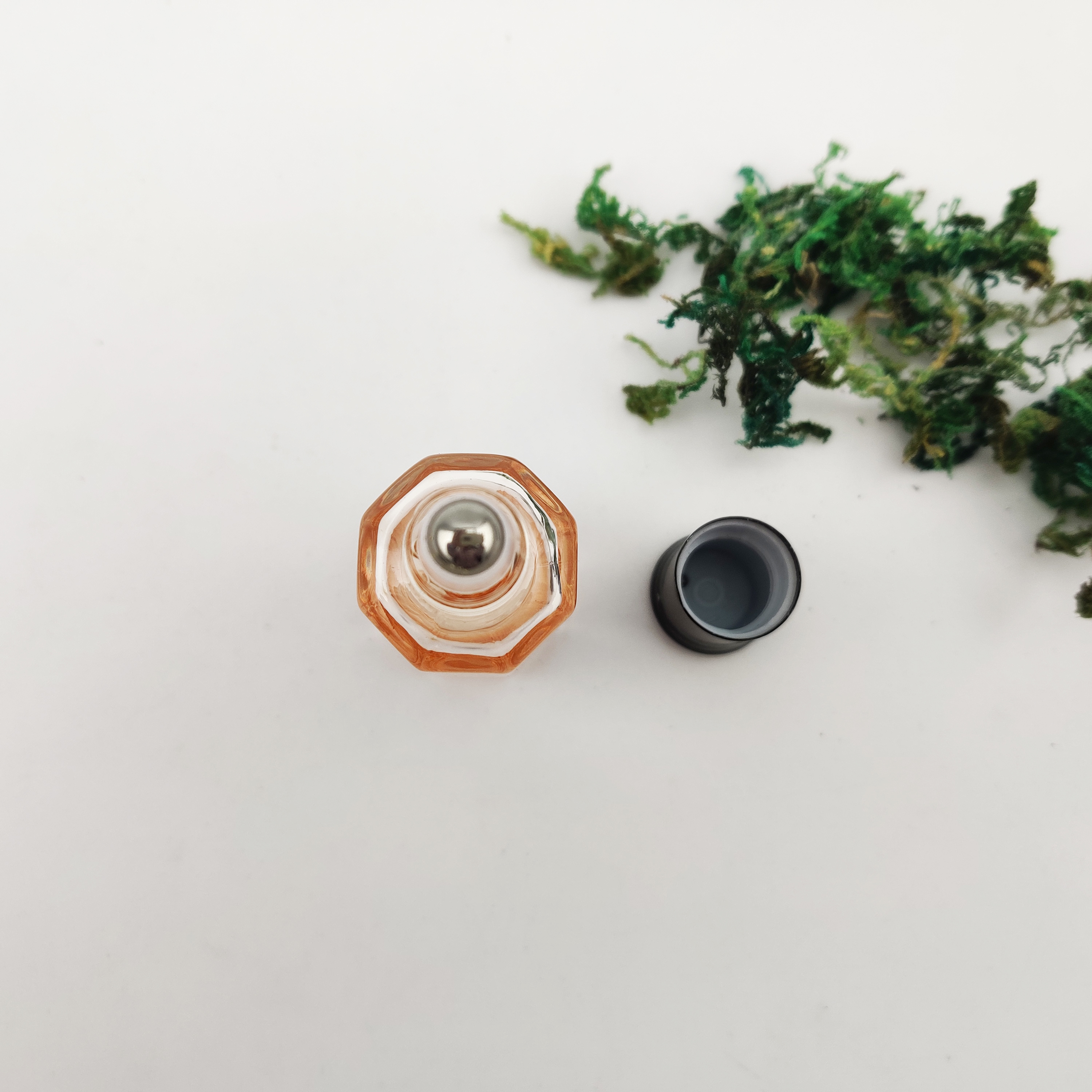 High quality multicolor glass bottle 3ml 6ml empty roll on bottle