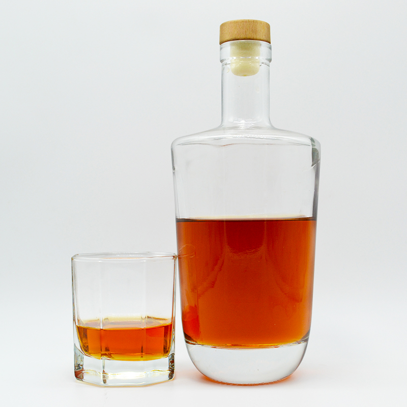 High quality whisky bottle 500ml 700ml 750ml bulk wine empty whisky rum brandy drink glass liquor bottles wholesale