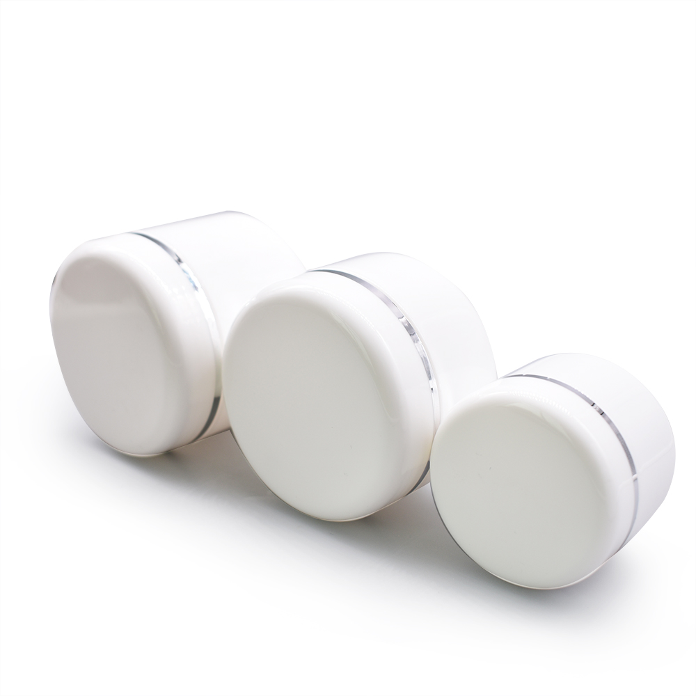 High quality white 100g pp plastic cream jars with silver edge