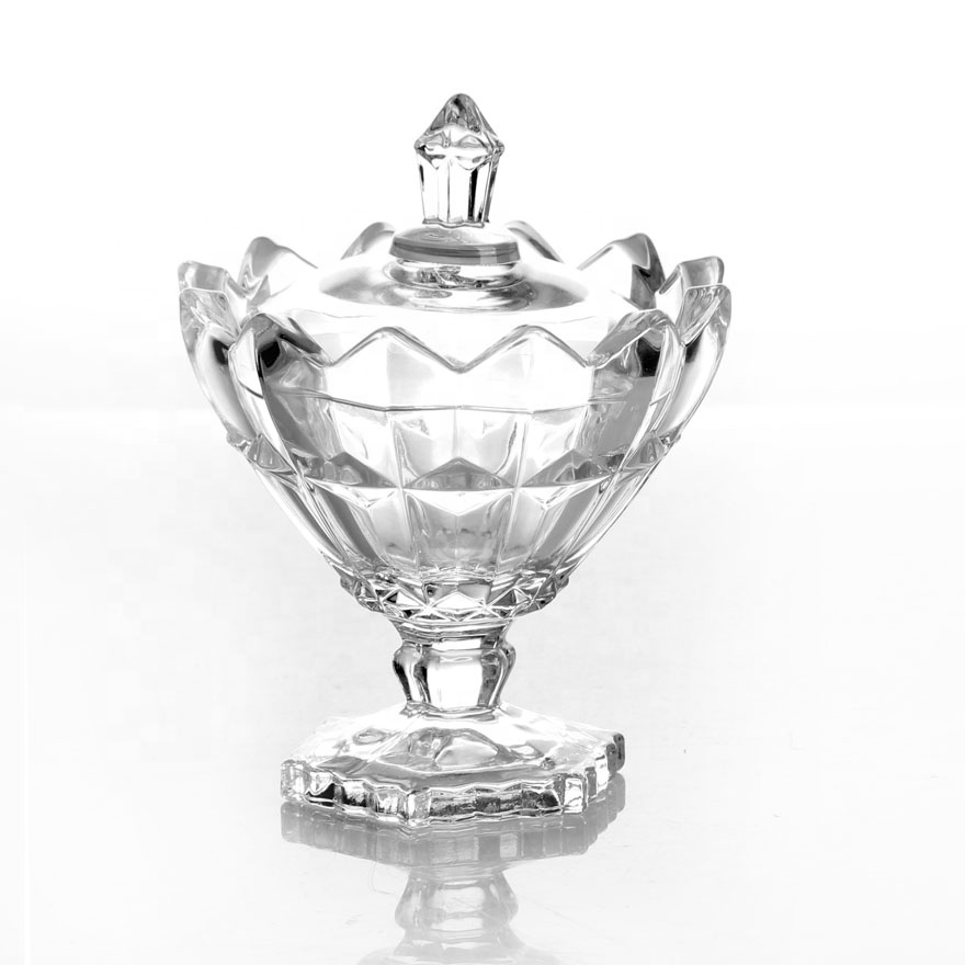High-white Wedding Party Crystal Glass Candy Pot Glass Candy Dessert Cookie Jar with Butterfly Shape Lid Home Decoration GB1870H
