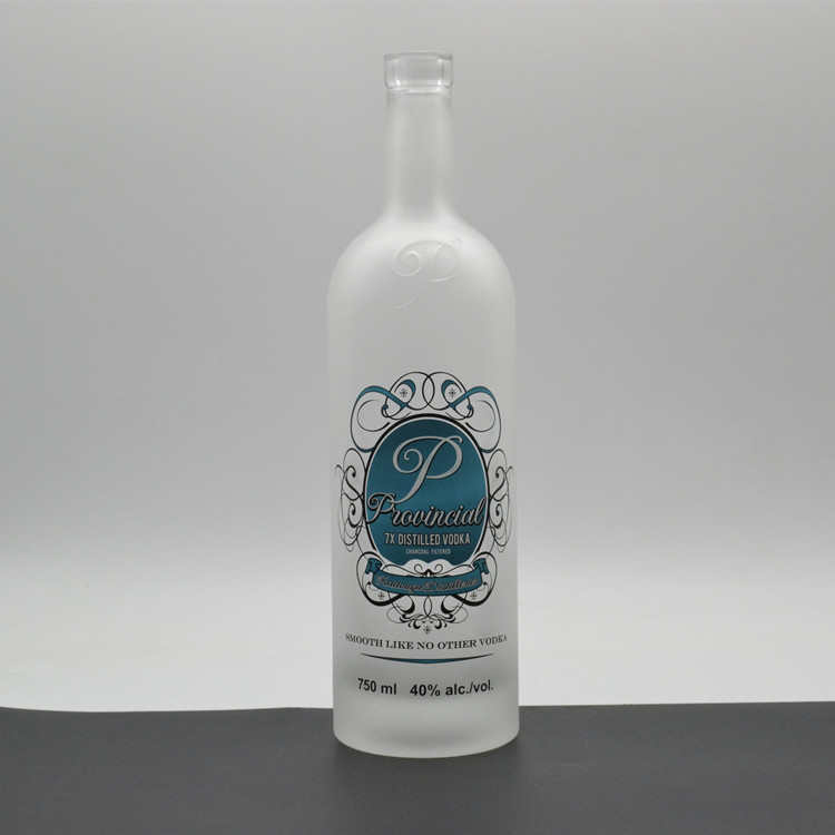 Highly quality luxury Custom round shoulder screen printing frosted white alcoholic liquor 750ml vodka glass bottle for liquor