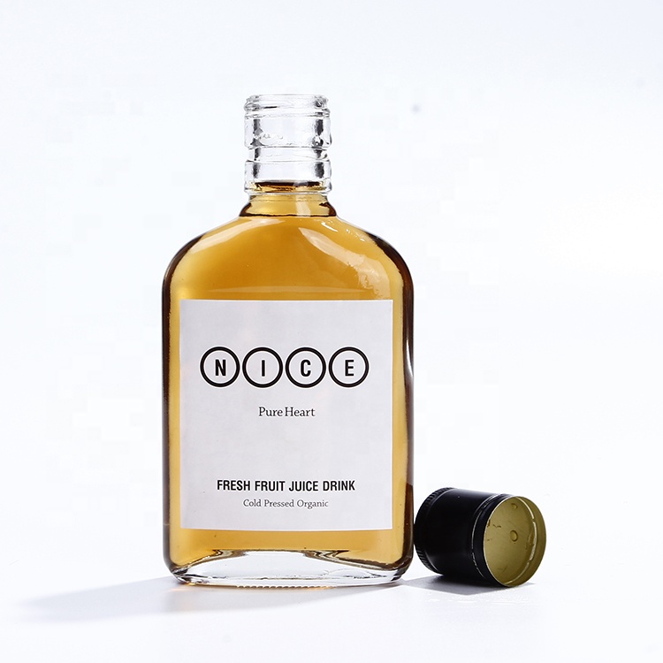 Hip Flask Refillable 200ml Flat Glass Bottle With ROPP Cap For Iced Coffee Bubble Tea