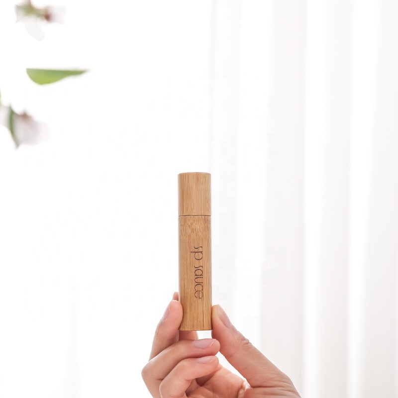 Hollow Window Bamboo Shell Clear Glass Roller Bottles Empty Refillable Essential Oil Roller Bottles