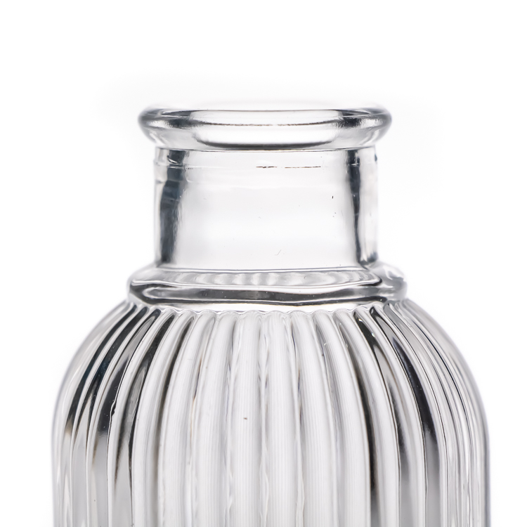 Home Decorative 1oz 3oz Embossed Round Crystal Glass Reed Diffuser Bottle with Glass Cork