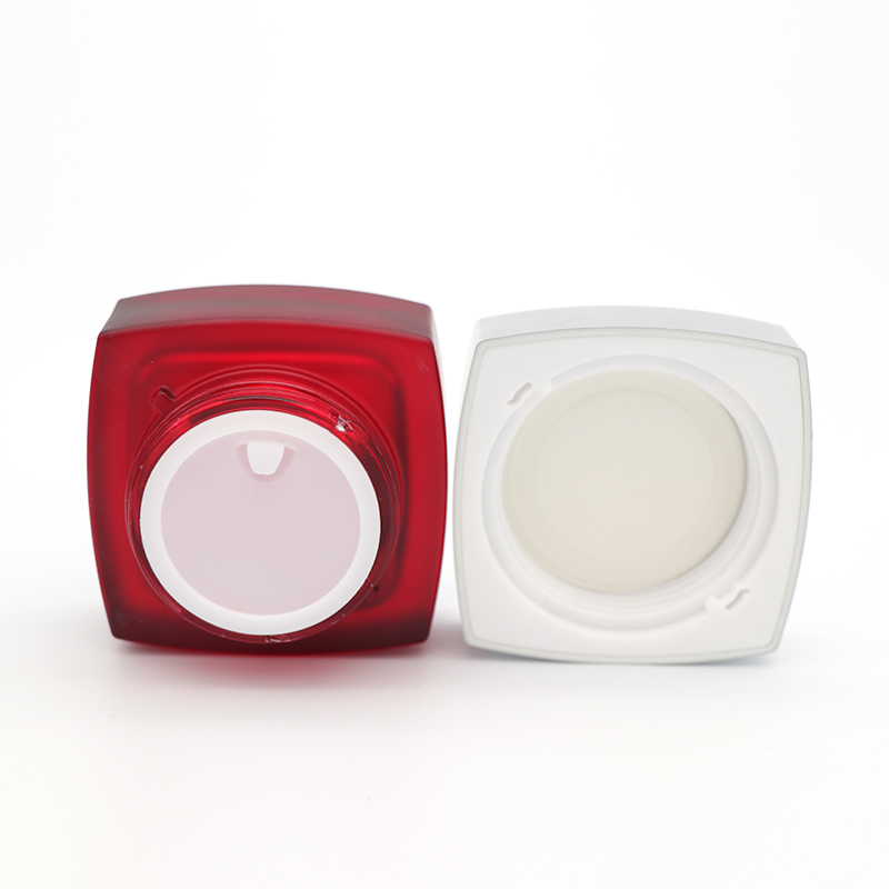 Hot 30g 50g 60ml 100ml 120ml Pump Lotion Bottles Red Square Air Tight Glass Jars